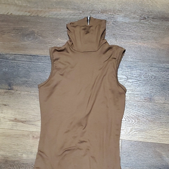 Tan Form-Fitting Jumpsuit with Full-Length Coverage - Picture 4 of 7